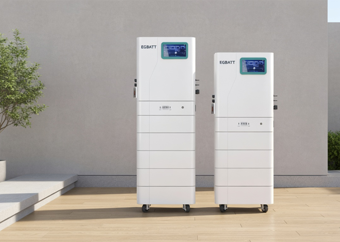 Technical illustration of custom 100Ah HV lithium battery modules being added to expand a 35kWh high-voltage lithium storage battery HVS